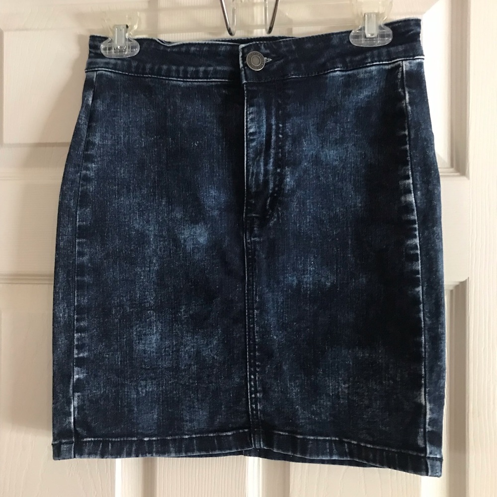 American Eagle Super Stretch Skirt Size 4